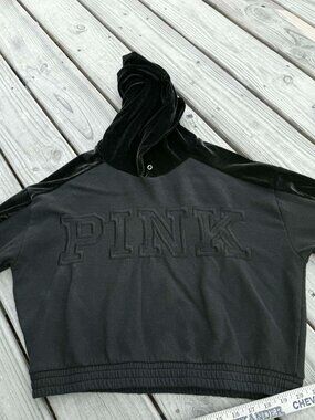 VS PINK Black Velvet Hoodie Cropped Athleisure Y2K Minimalist Cozy Chic 3268